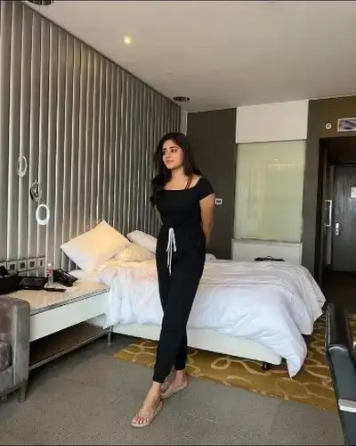 Call Girls Service in Porompat